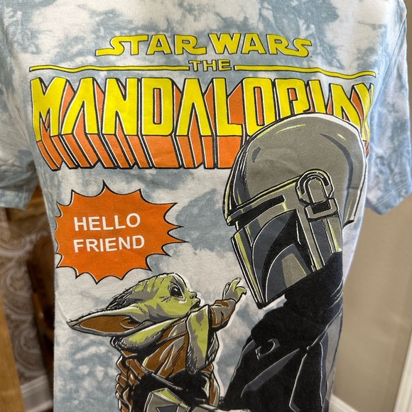 Disney Star Wars The Mandalorian Graphic T-Shirt unisex size XS - Picture 2 of 3